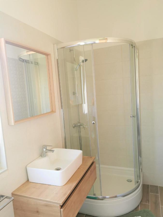 Lenka Apartments II Novalja Ngoại thất bức ảnh